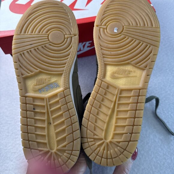 Nike Air Jordan 1 Low Youth Shoe Size 6.5Y Women Sz 8 Casual Skate 554723-216 - Picture 11 of 15